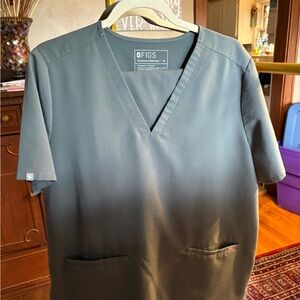 Figs Moss V-Neck Scrub Top